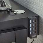 Bureau moderniste rectangulaire avec technologie intégrée