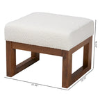 Repose-pieds ottoman en bois finition noyer et tissu bouclé blanc cassé, style Mid-Century Modern